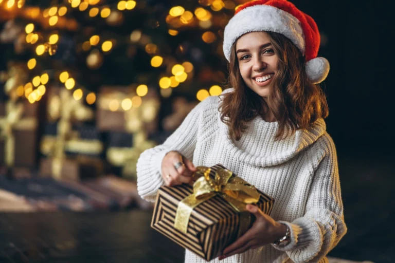 Idées Cadeaux Noël Femme 2025 Tendance & Originalité
