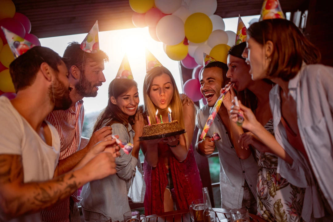 Idées cadeaux pour un anniversaire - Trouve ton Bonheur