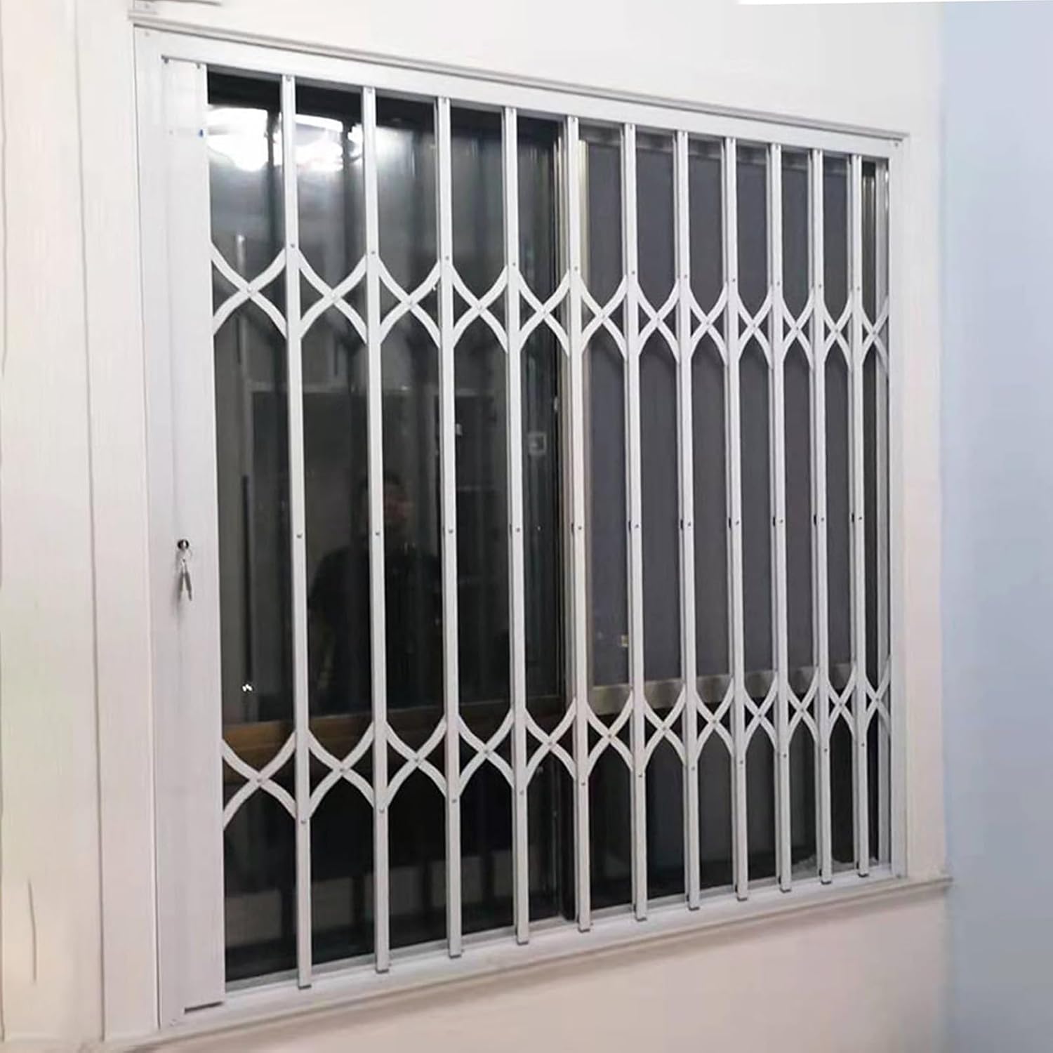 Grille de fenêtre sécurisée verrouillable CMYUN – 85x85cm