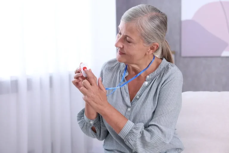 Boutons SOS & bracelets d’alerte – Sécurité personnelle